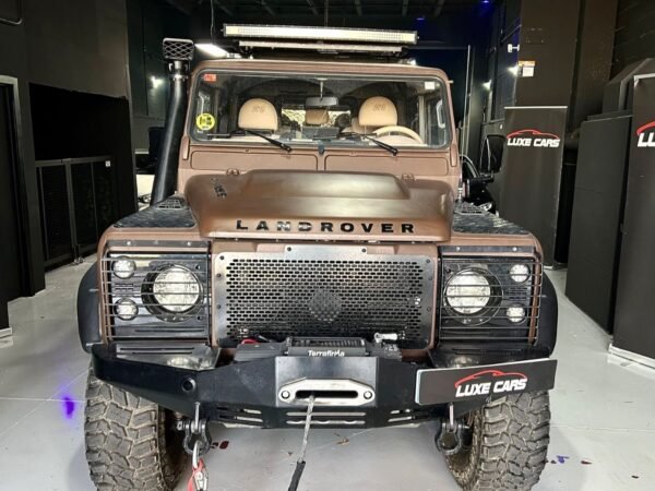 Land Rover Defender 110 SW E - Imagen 3