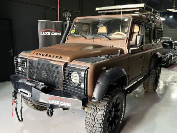 Land Rover Defender 110 SW E