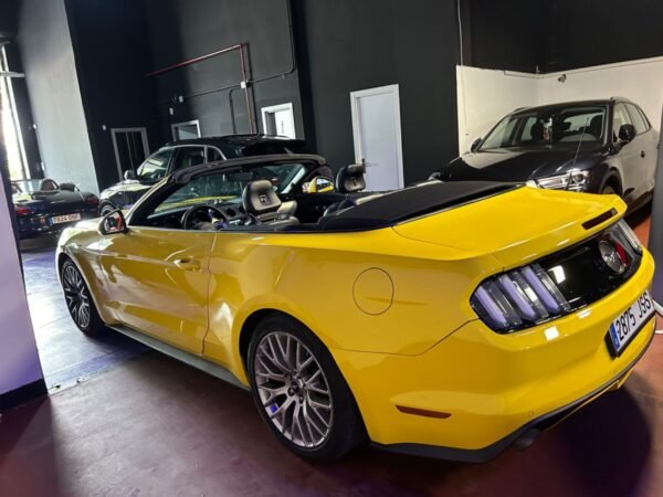Ford Mustang 2.3 EcoBoost 314cv Mustang Convertible - Imagen 6