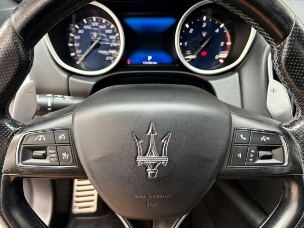 MASERATI Ghibli 3.0 V6 DS RWD - Imagen 9