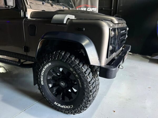 LAND-ROVER Defender 110 2.5TD5 SW SE - Imagen 6