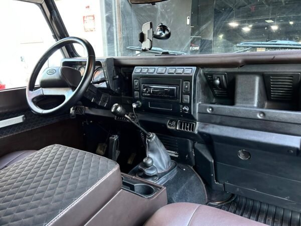 LAND-ROVER Defender 110 2.5TD5 SW SE - Imagen 8